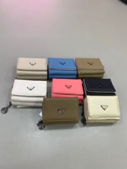 CARTEIRA FEMININA LARISSA